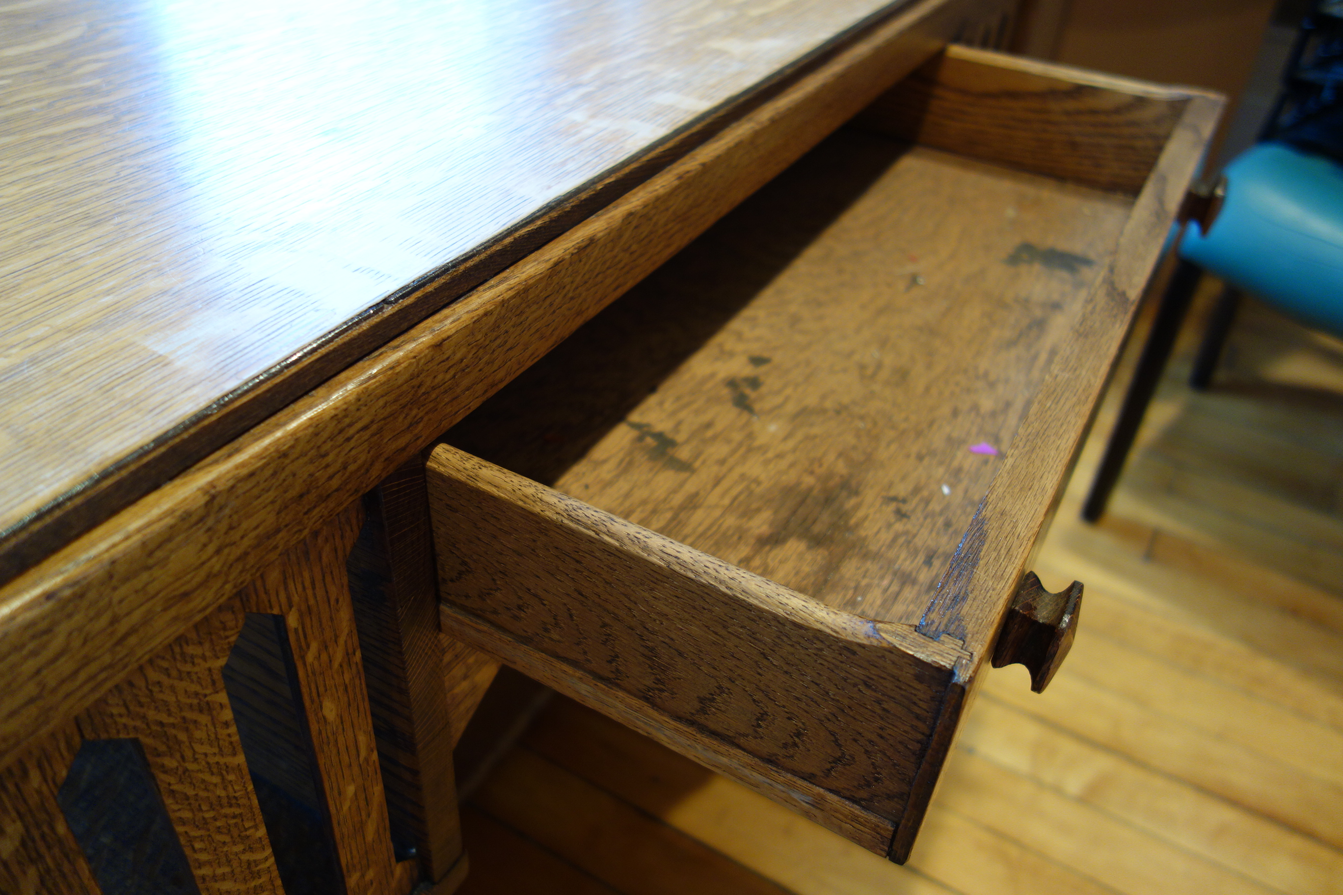 Vintage Mission Quarter Sawn Oak Desk