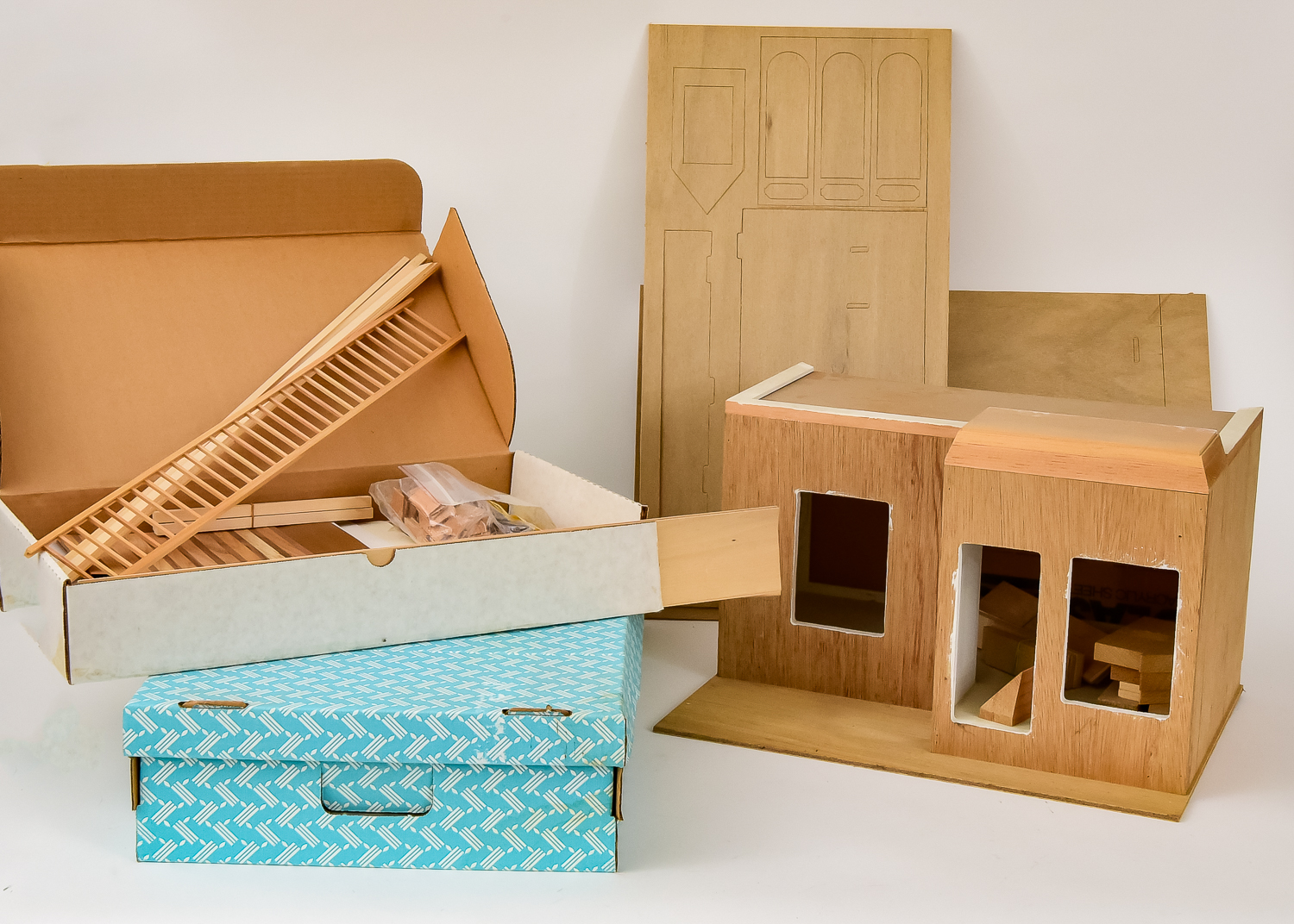 Houseworks Scale Model House Kits