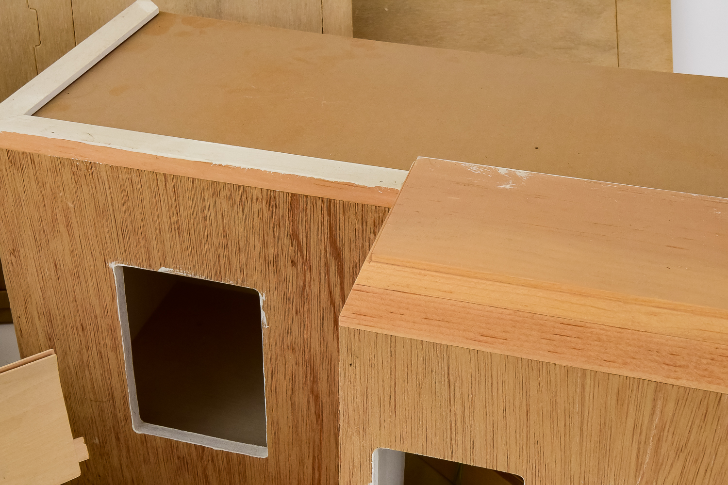 Houseworks Scale Model House Kits