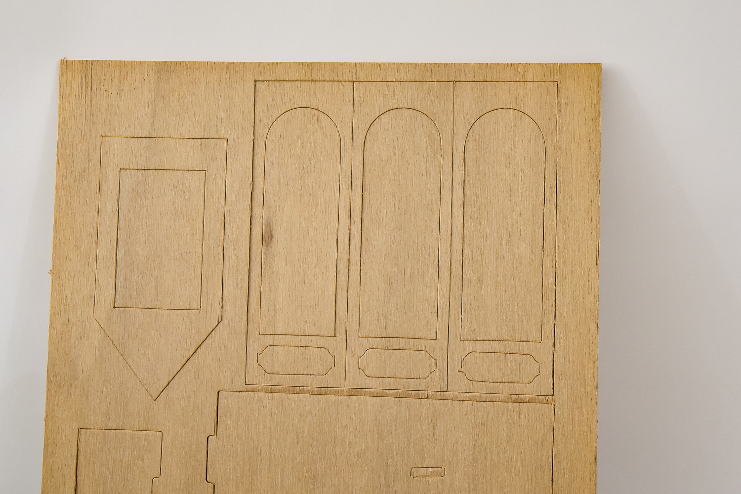 Houseworks Scale Model House Kits