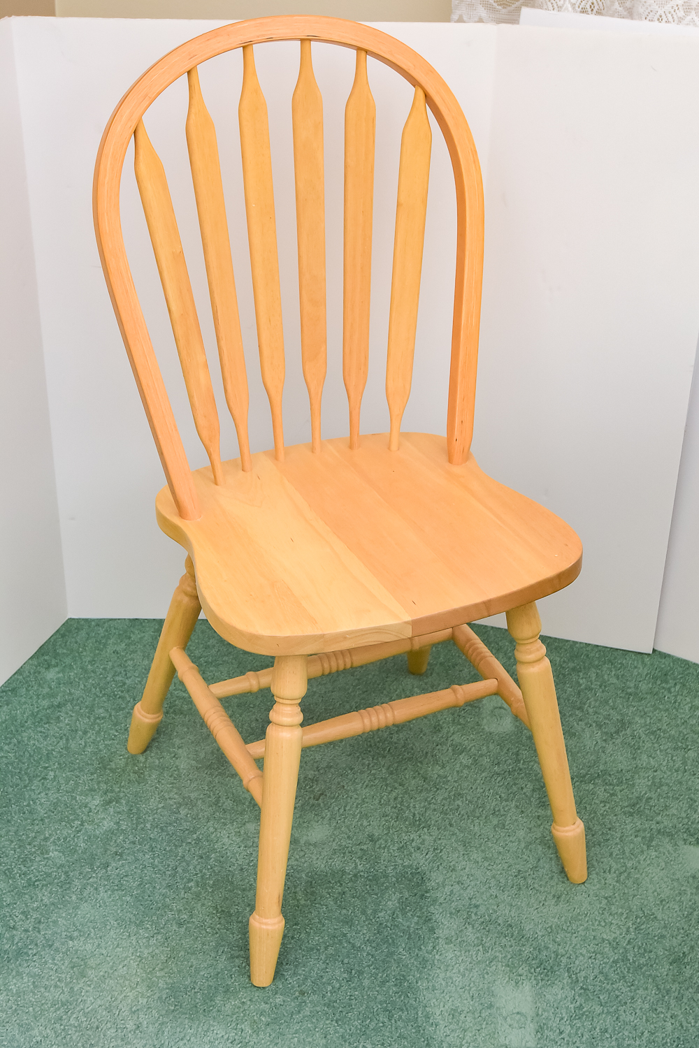 Pedestal Table and Chairs
