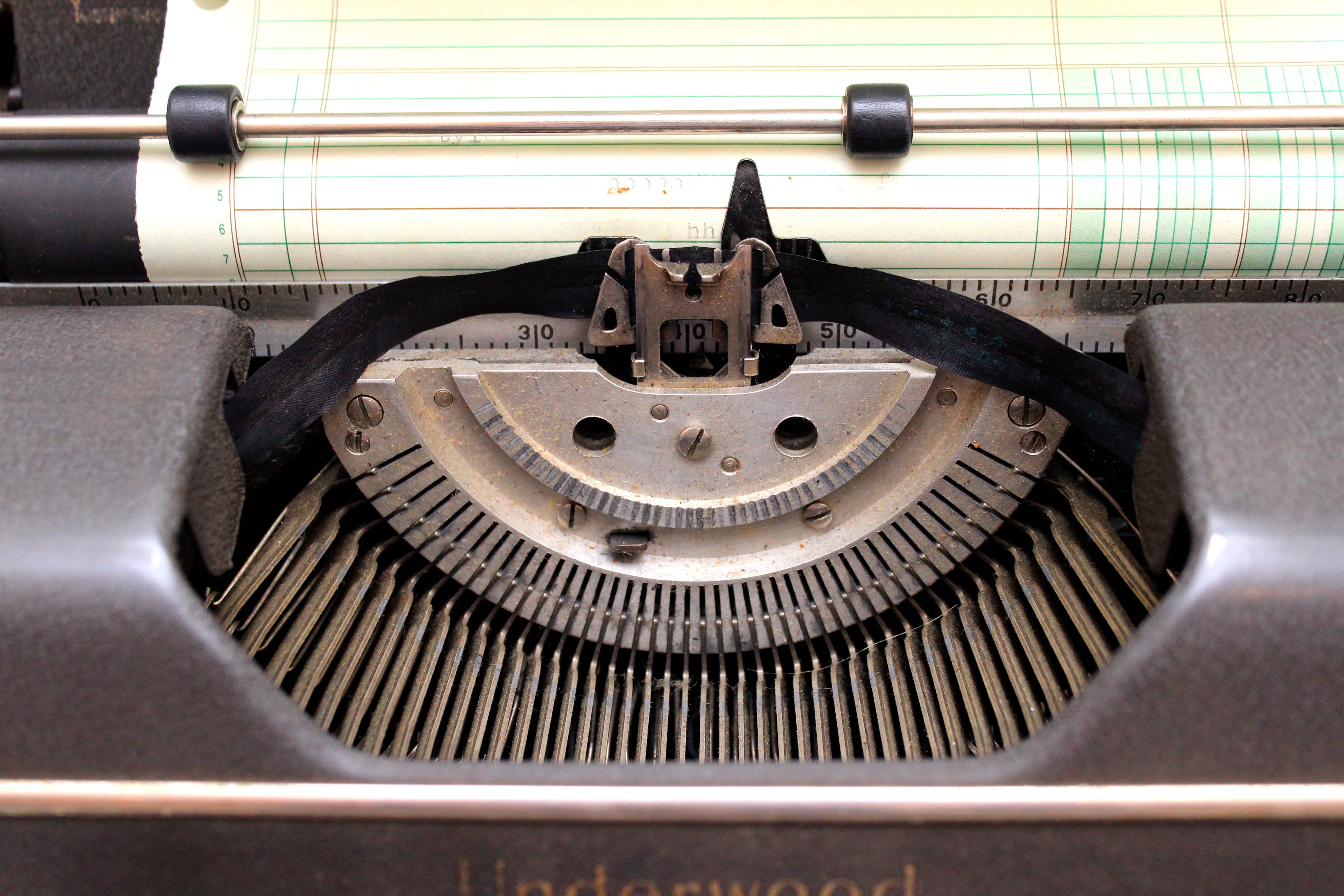 1940 Universal Underwood Vintage Typewriter