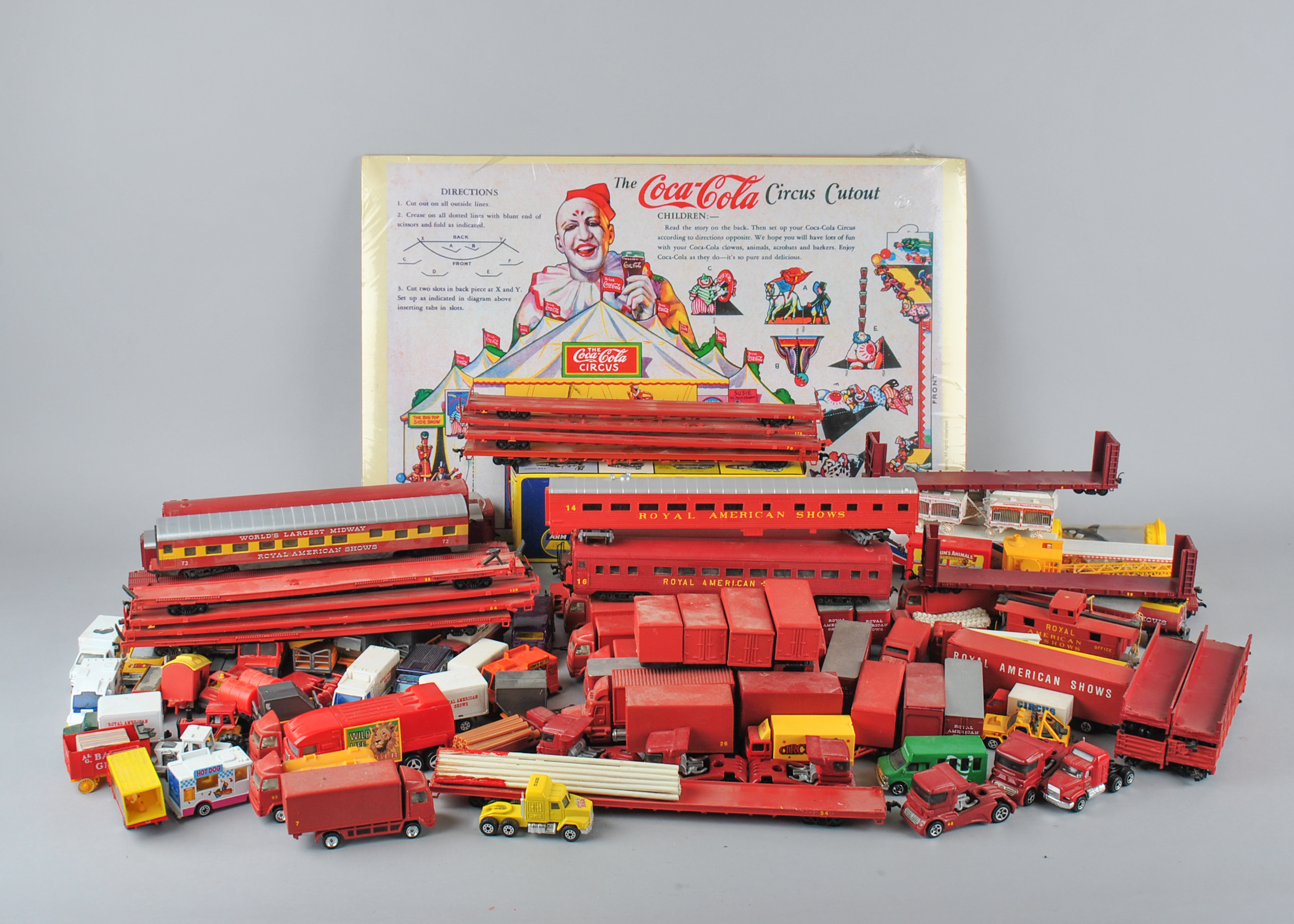 HO Scale Circus Theme Train Set