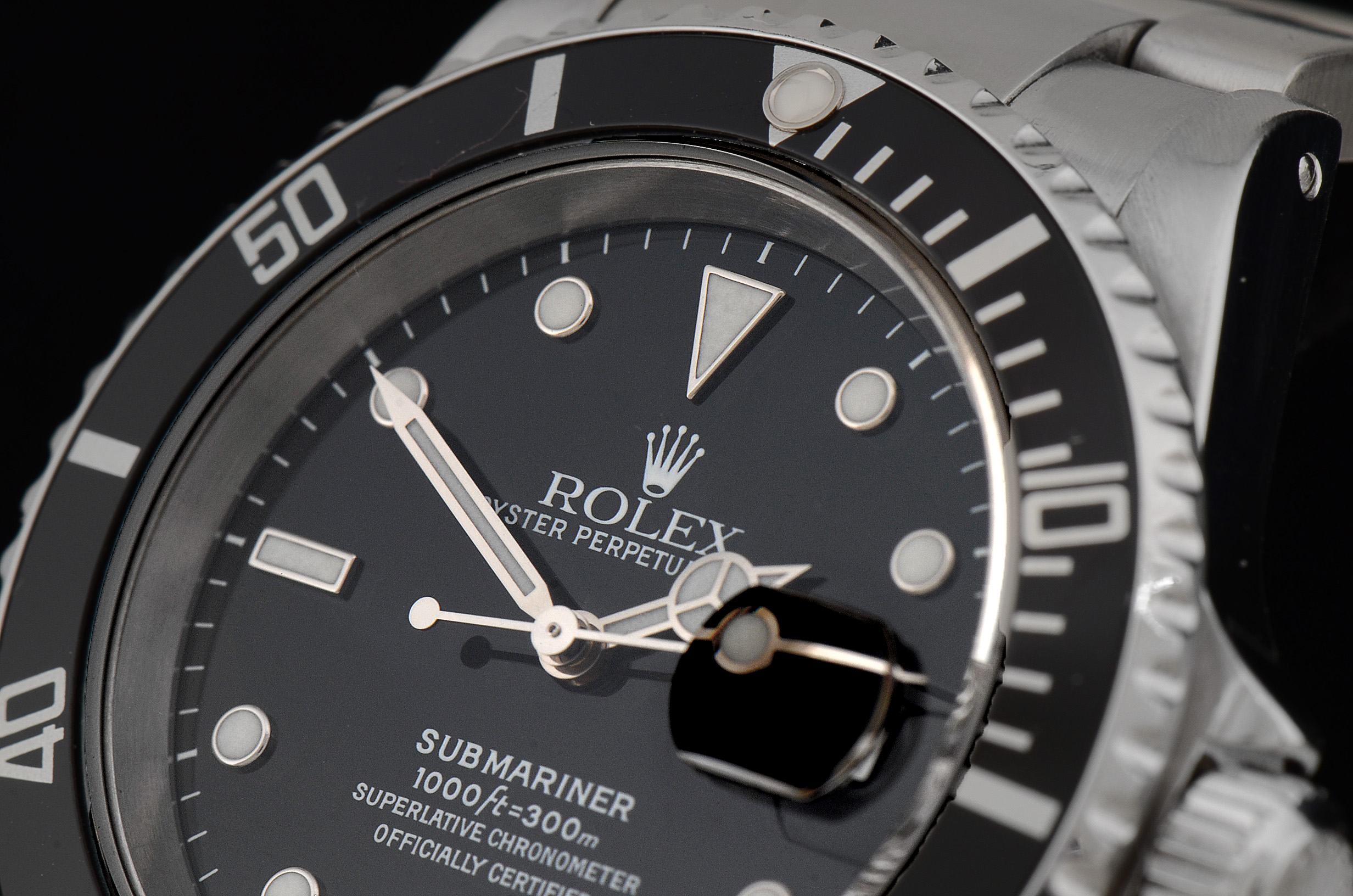 Men's Rolex Submariner Date Stainless Steel 16610 Black Automatic