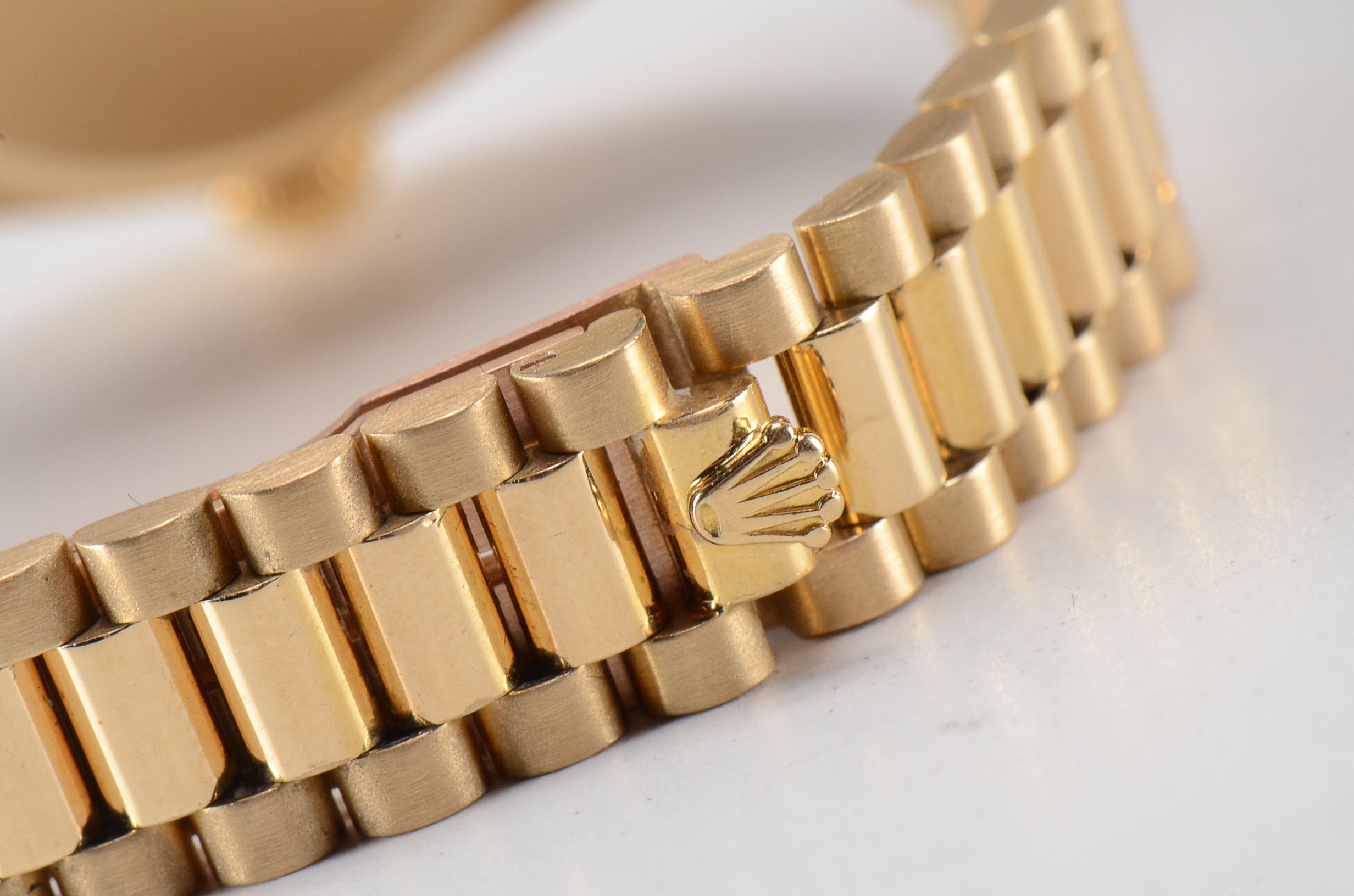 Rolex President 18K Solid Gold Champagne Tapestry Dial Automatic