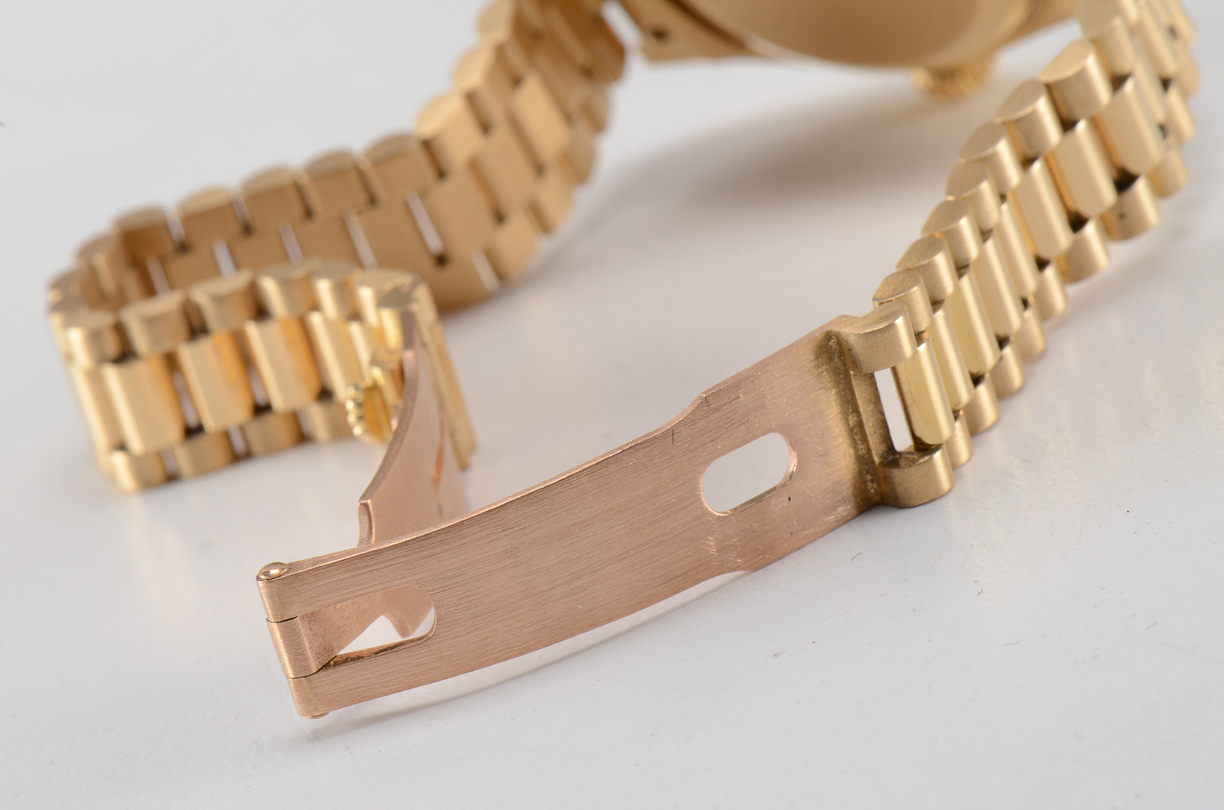 Rolex President 18K Solid Gold Champagne Tapestry Dial Automatic