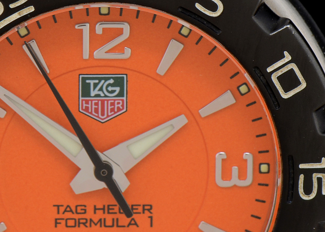 Tag Heuer Formula 1 Stainless Steel Mid Size WAC1213 Quartz 200m