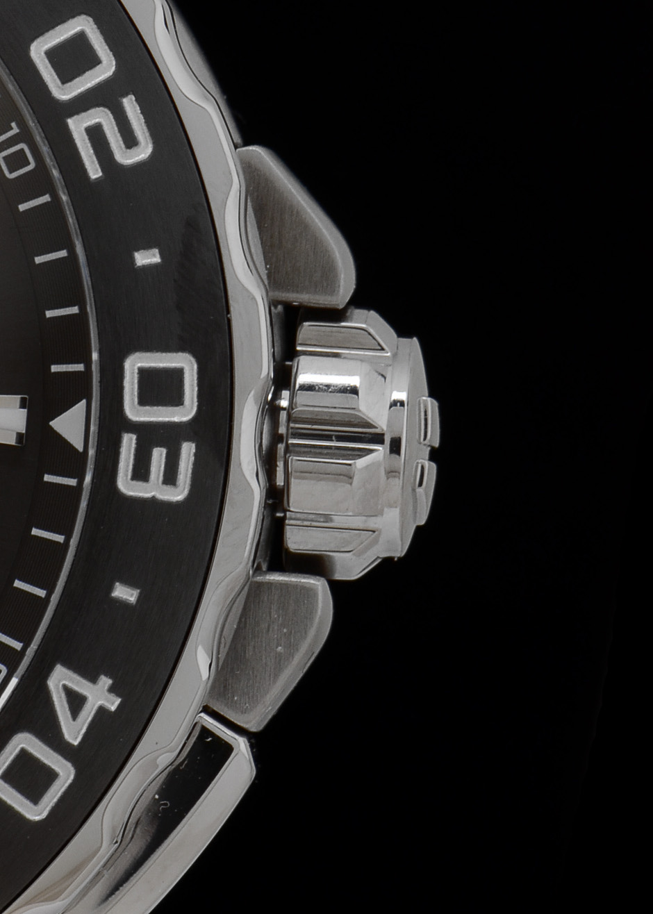 Tag Heuer Formula 1 Alarm Chronograph Ceramic WAU111C Quartz