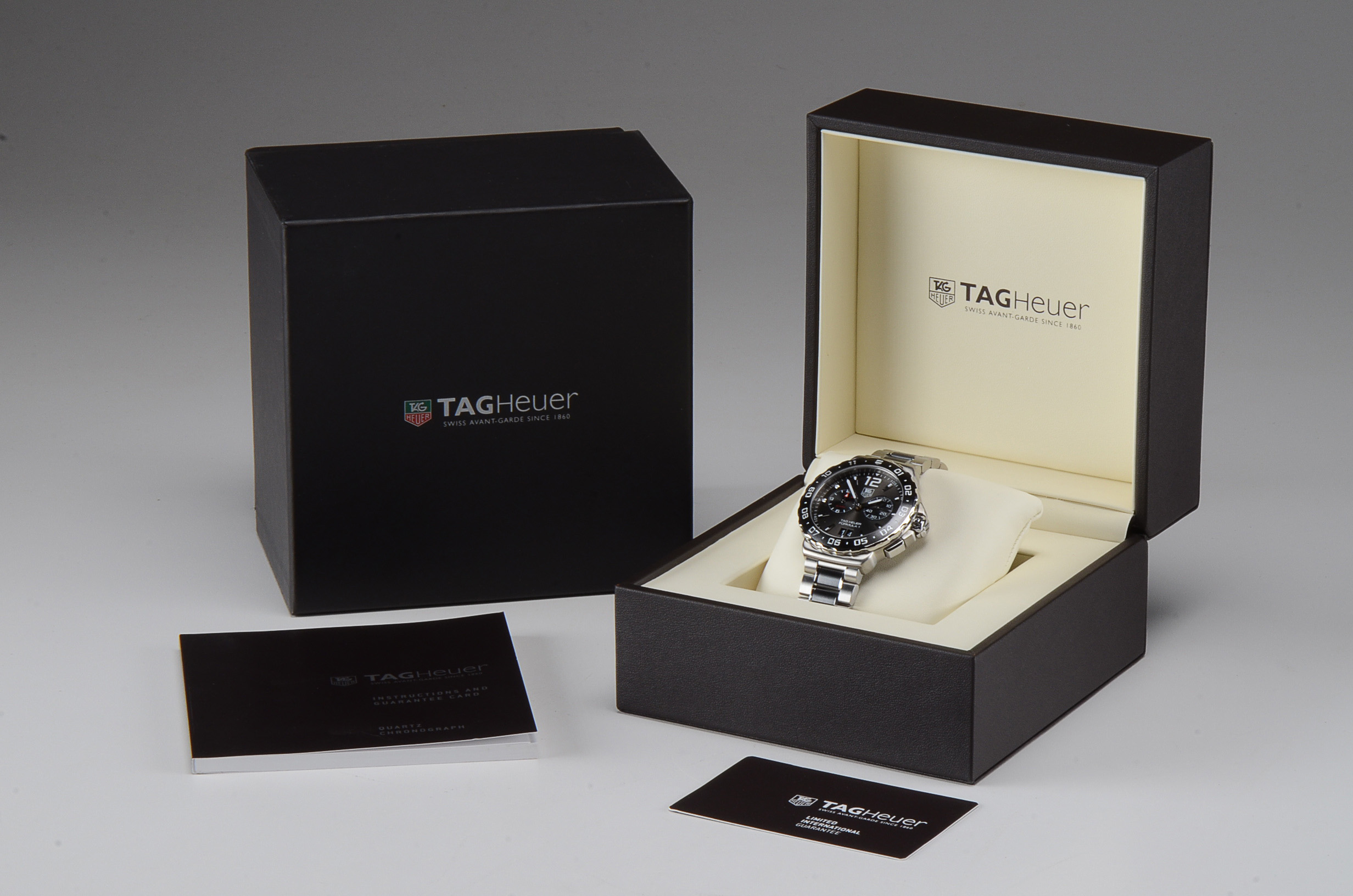 Tag Heuer Formula 1 Alarm Chronograph Ceramic WAU111C Quartz