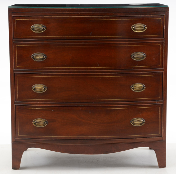 Hepplewhite Style Chest of Drawers by Heritage Henredon