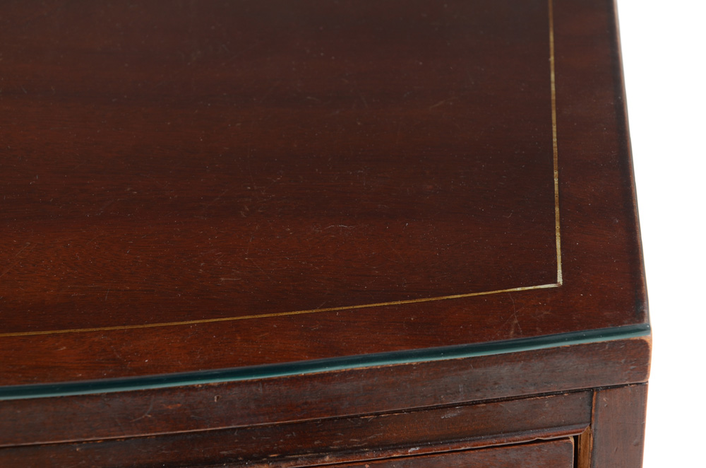 Hepplewhite Style Chest of Drawers by Heritage Henredon