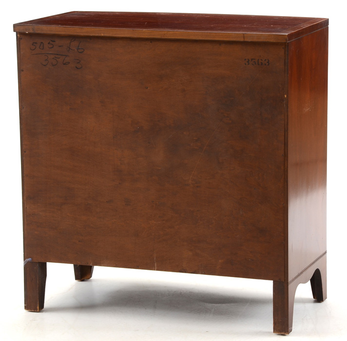 Hepplewhite Style Chest of Drawers by Heritage Henredon