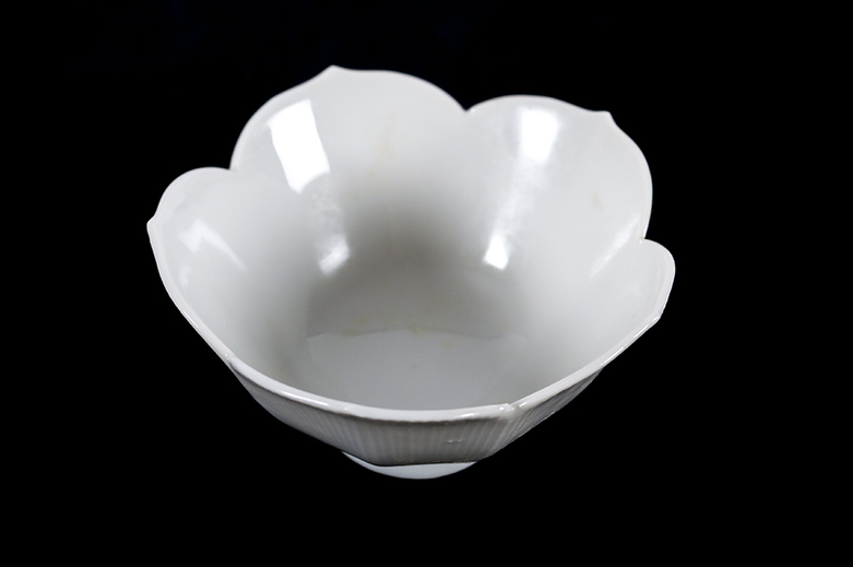 Small Ceramic Lotus Bowls