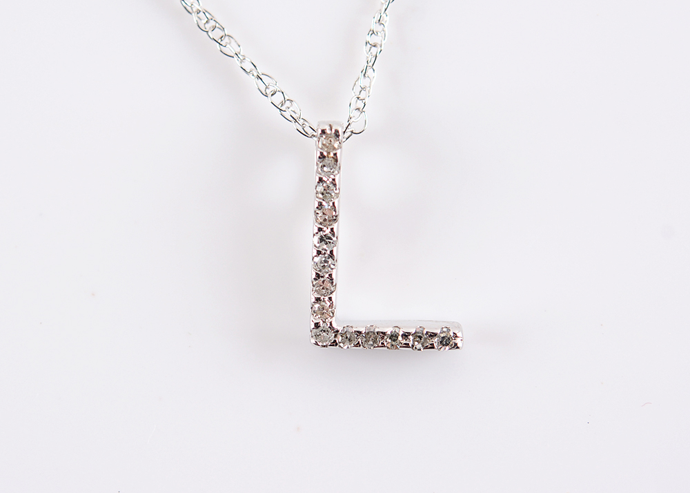 14K White Gold "L" Pendant Necklace