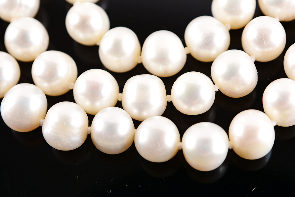 18" White Chinese Potato Pearls