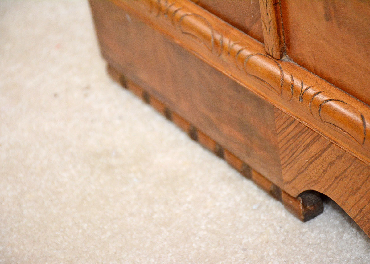 Vintage Roos Sweetheart Waterfall Cedar Chest