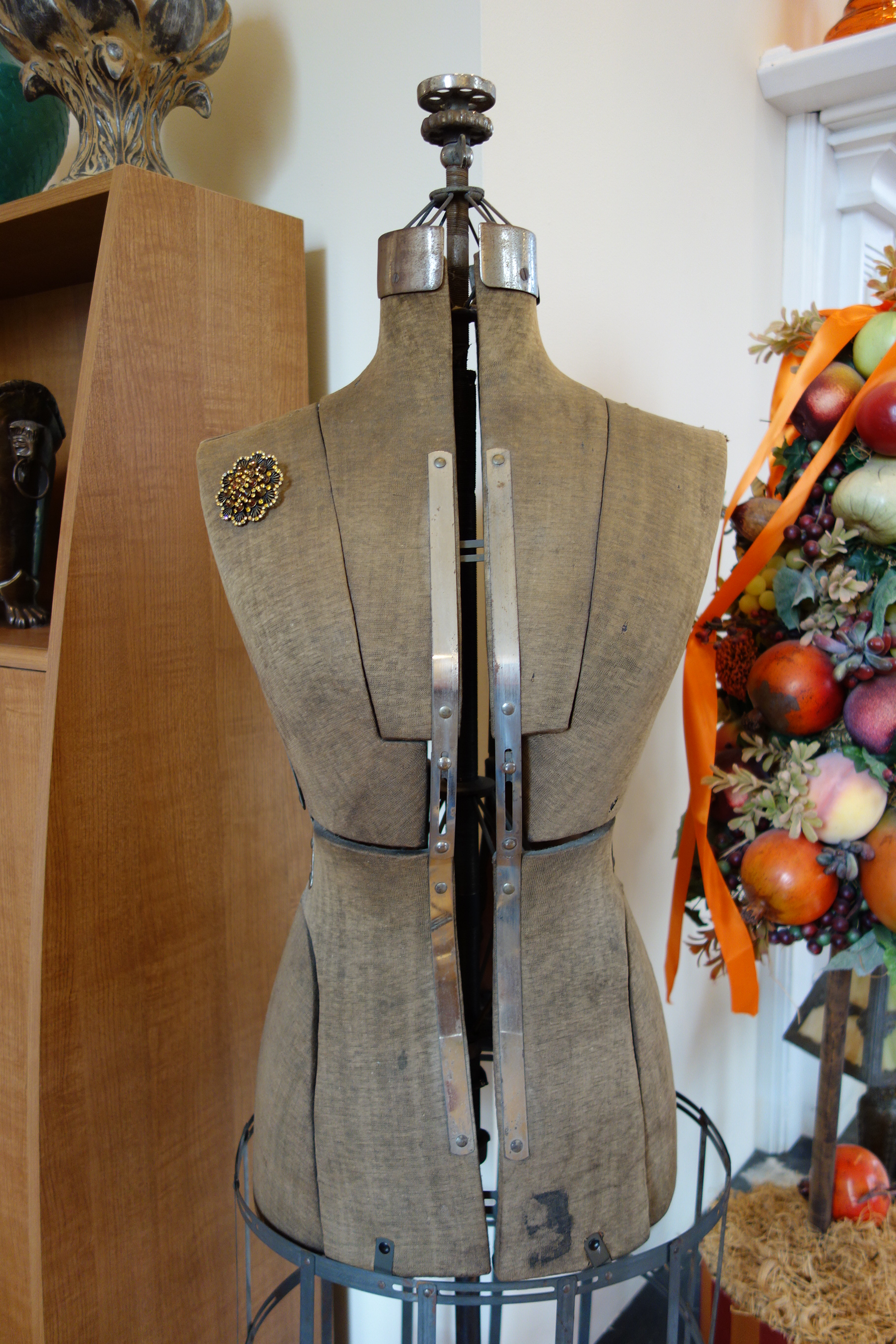 Antique ACME L&M Adjustable Dress Form