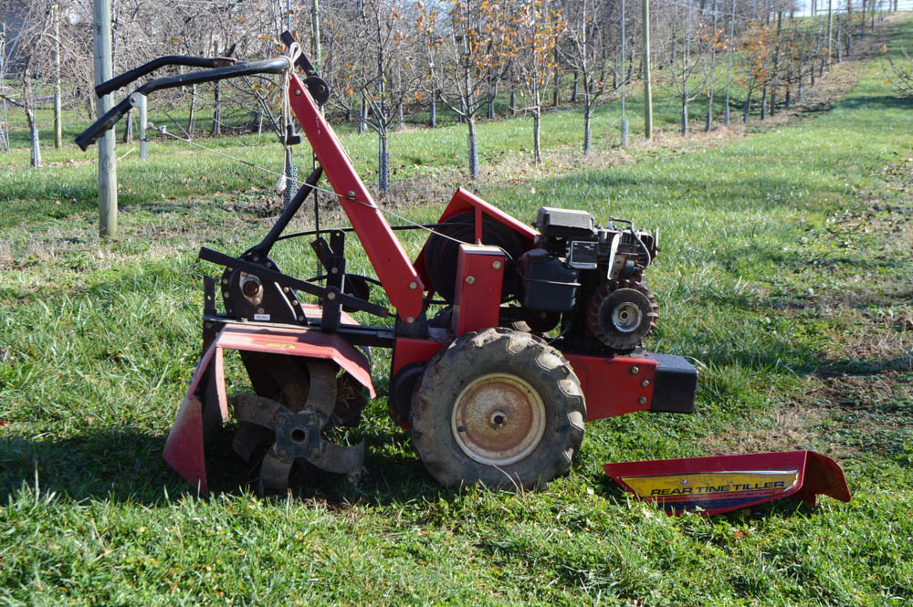 Lazy Boy Rear Tine Rototiller