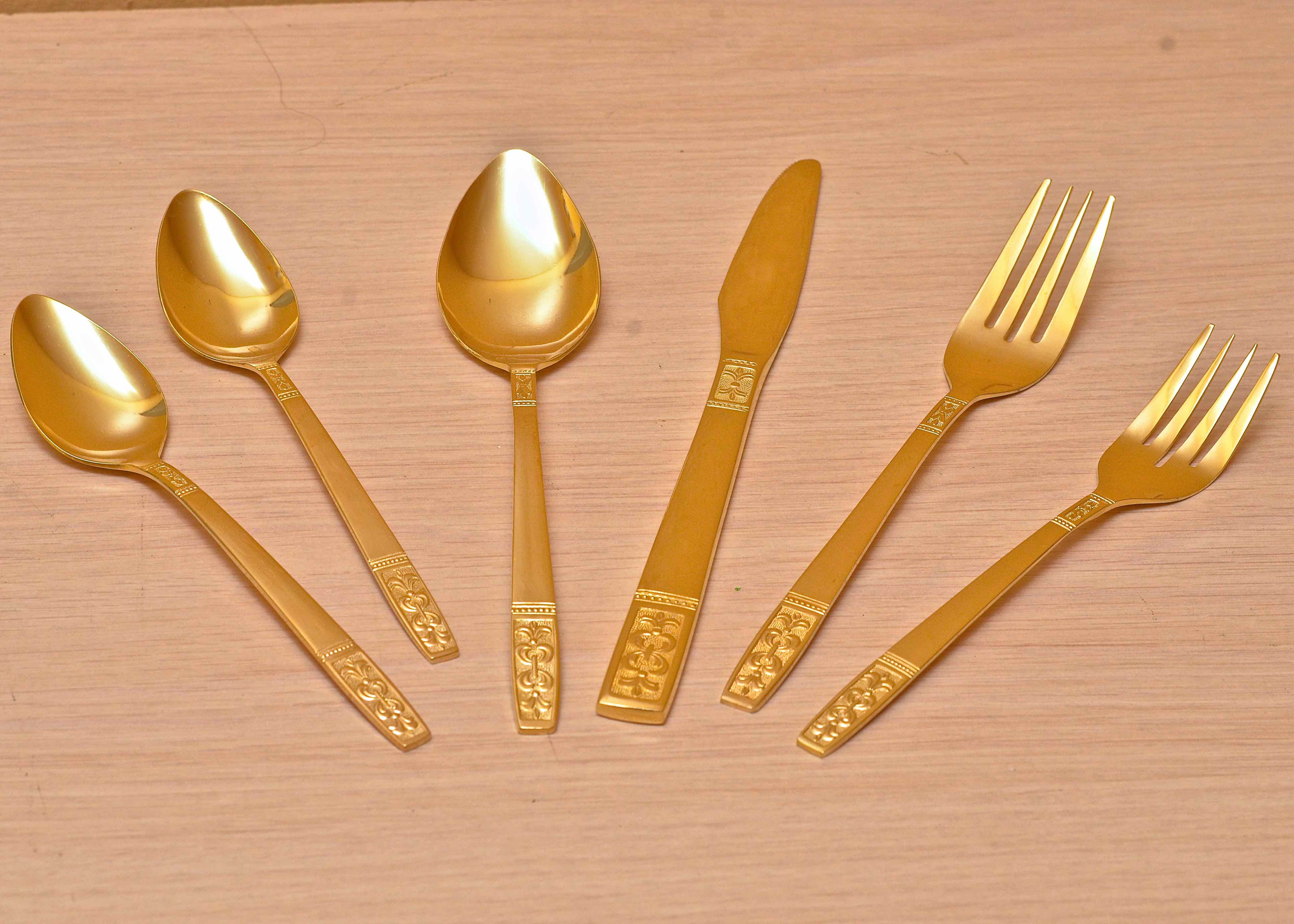 Present Korea Gold Tone Stainless Service for 12 in "Claudia"