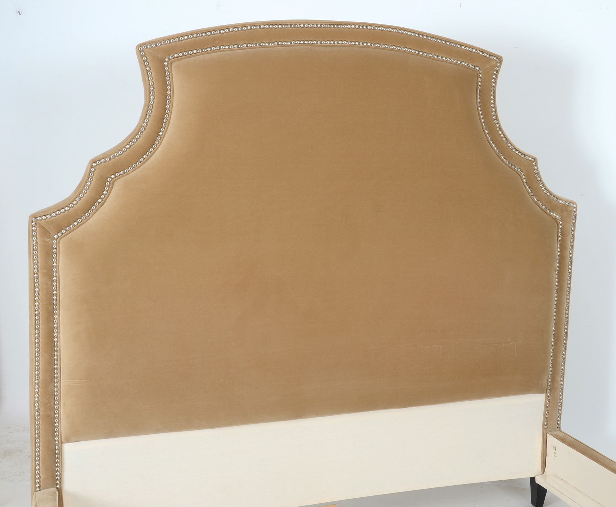 Large Scale King Size Velvet Bed