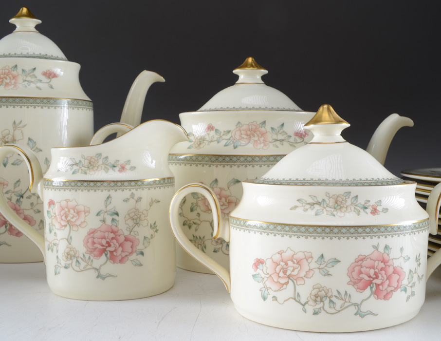 Minton Fine Bone China, Jasmine Pattern