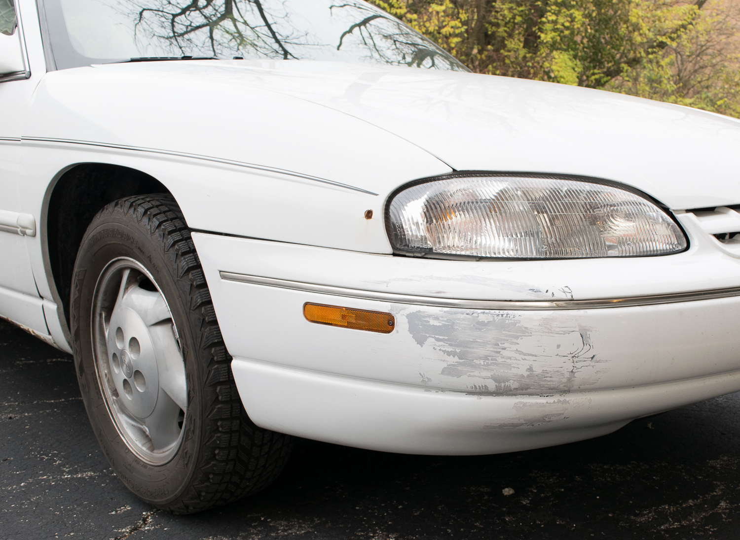 1995 White Chevrolet Lumina LS