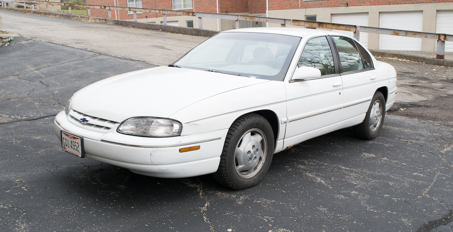 1995 White Chevrolet Lumina LS