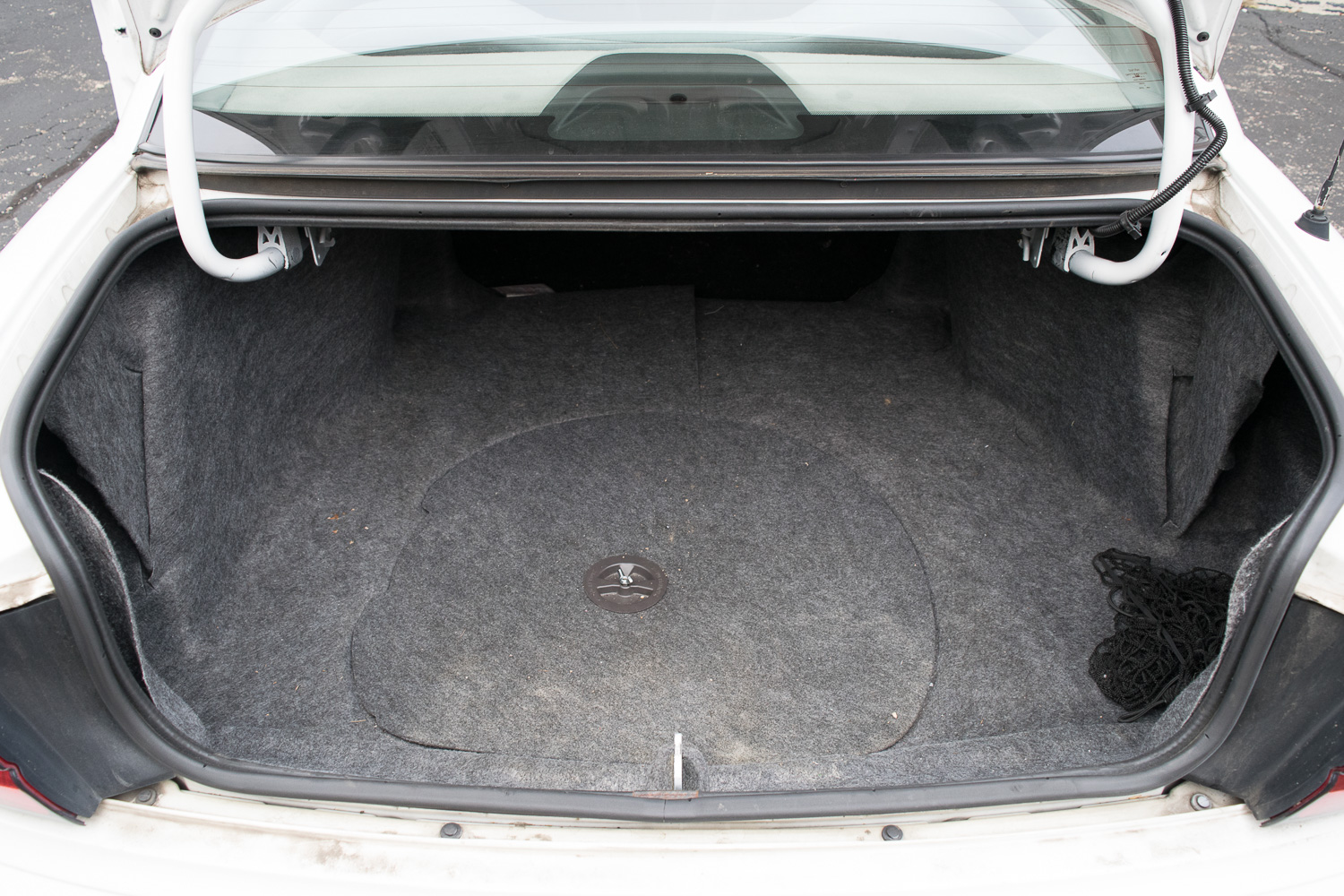 1995 White Chevrolet Lumina LS