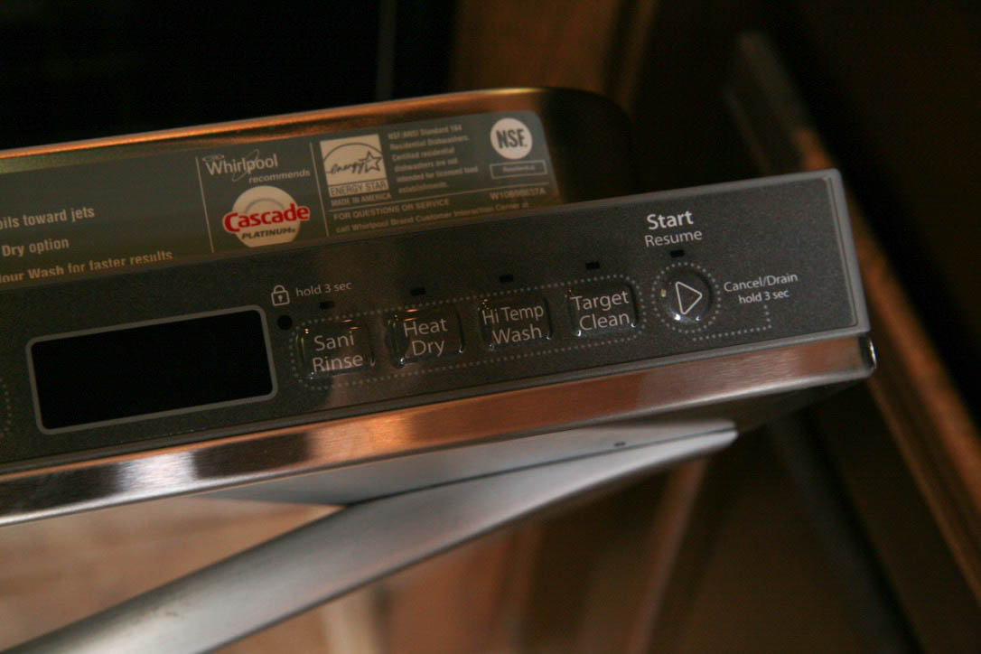 Whirlpool Gold Series Built In Dishwasher