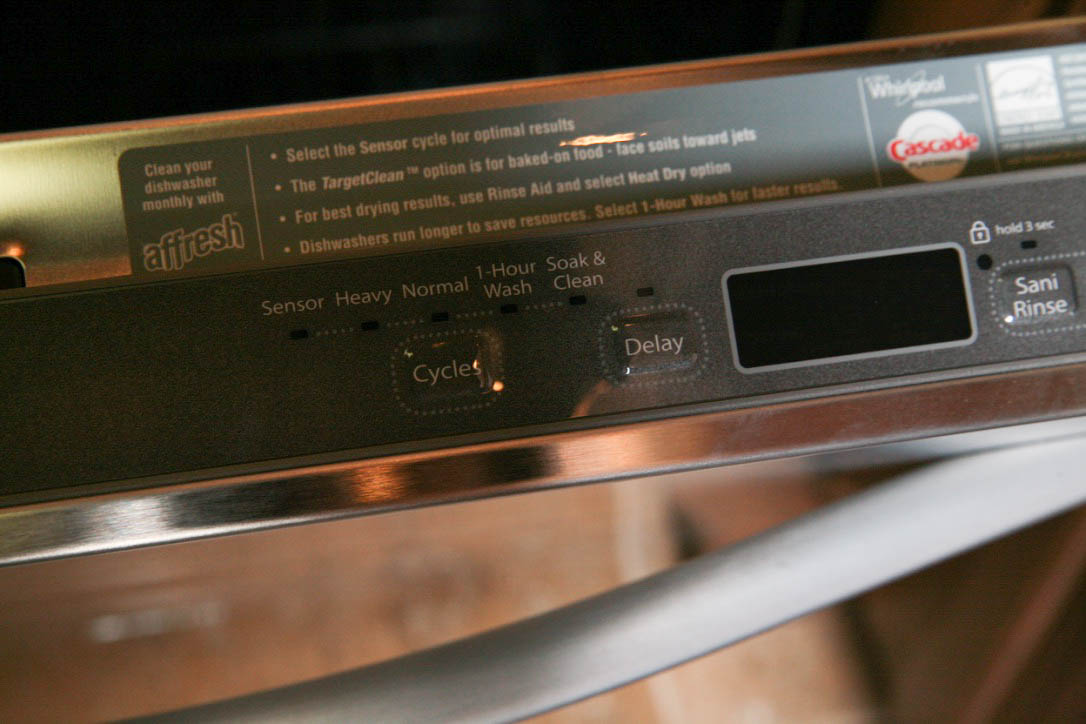 Whirlpool Gold Series Built In Dishwasher