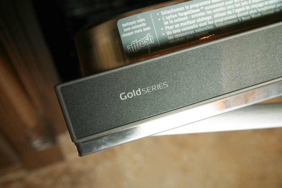 Whirlpool Gold Series Built In Dishwasher