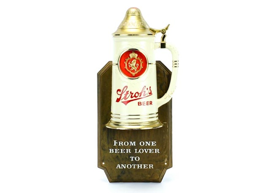 Vintage Lighted Stroh's Beer Sign