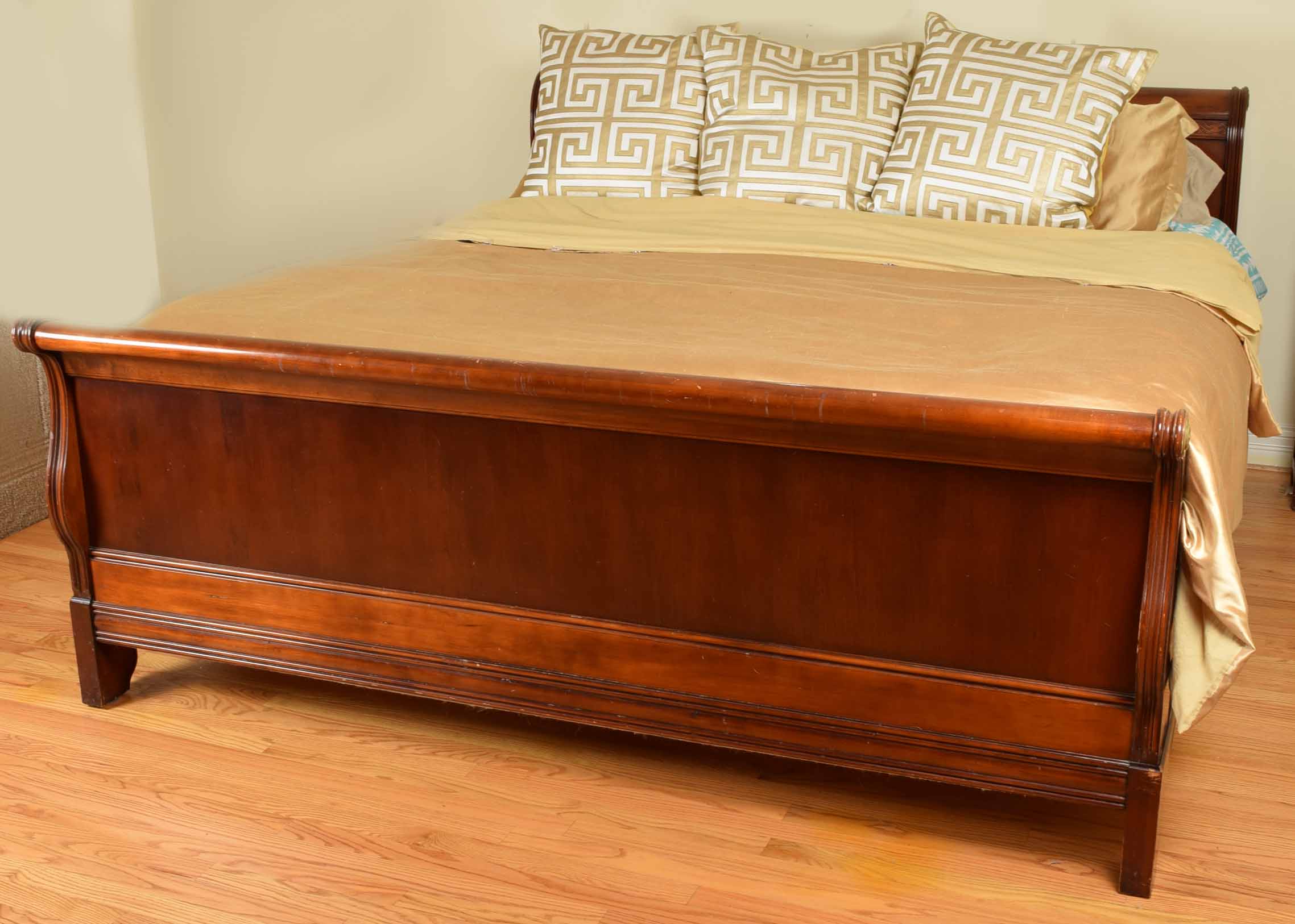 Mahogany King Sleigh Bed