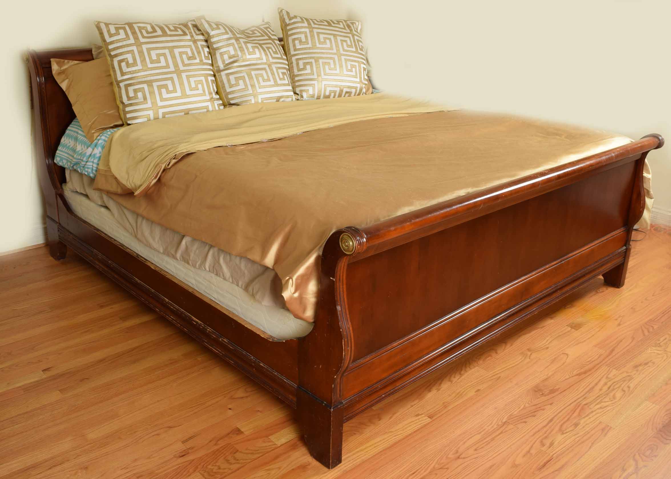 Mahogany King Sleigh Bed