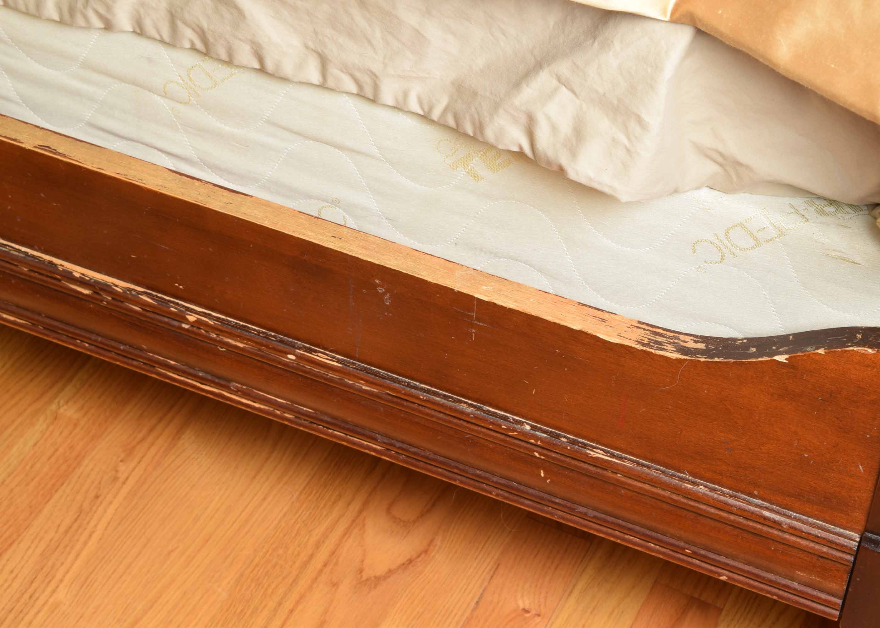 Mahogany King Sleigh Bed