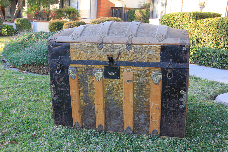 Vintage Oak Wood Chest