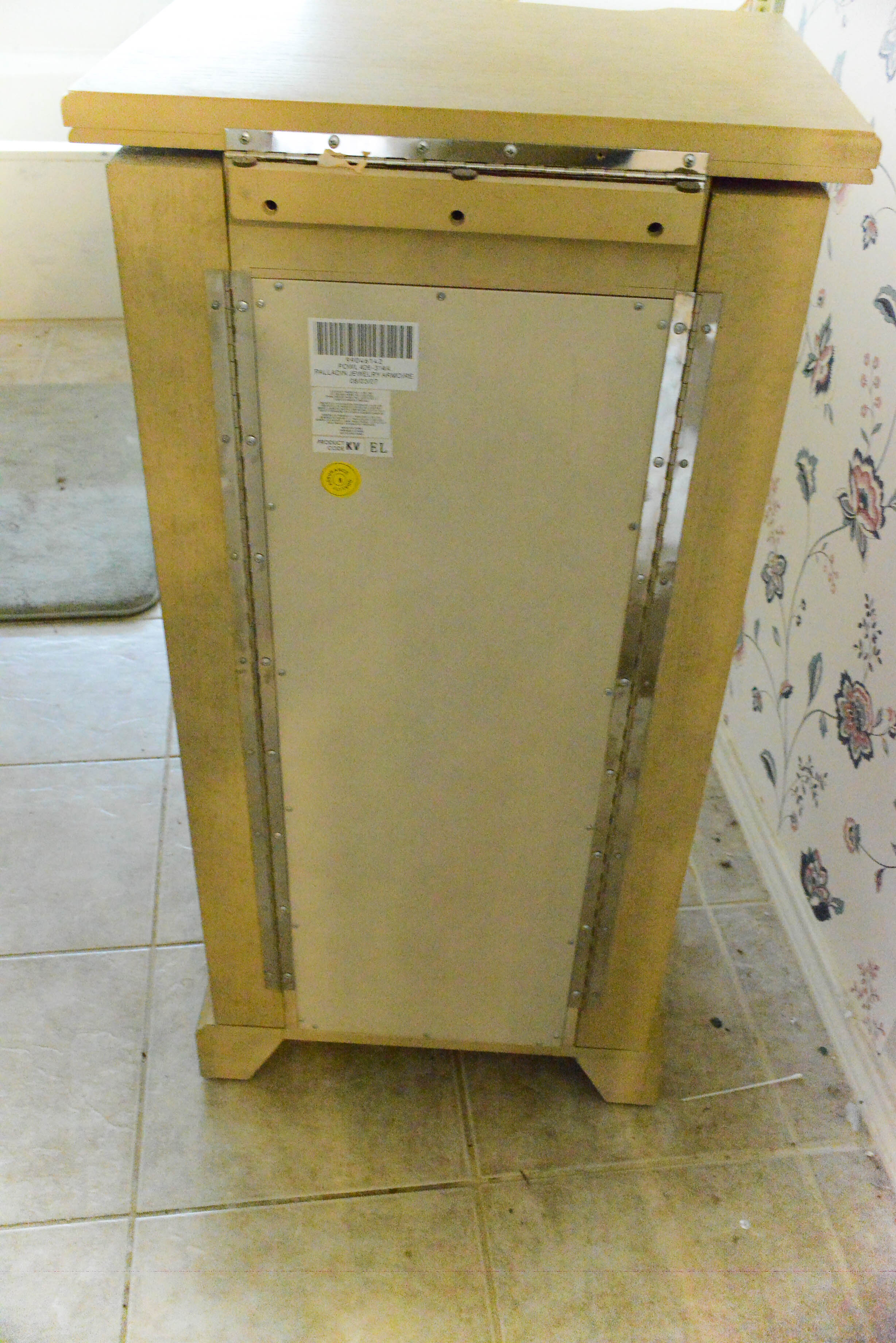 Palladin Jewelry Armoire