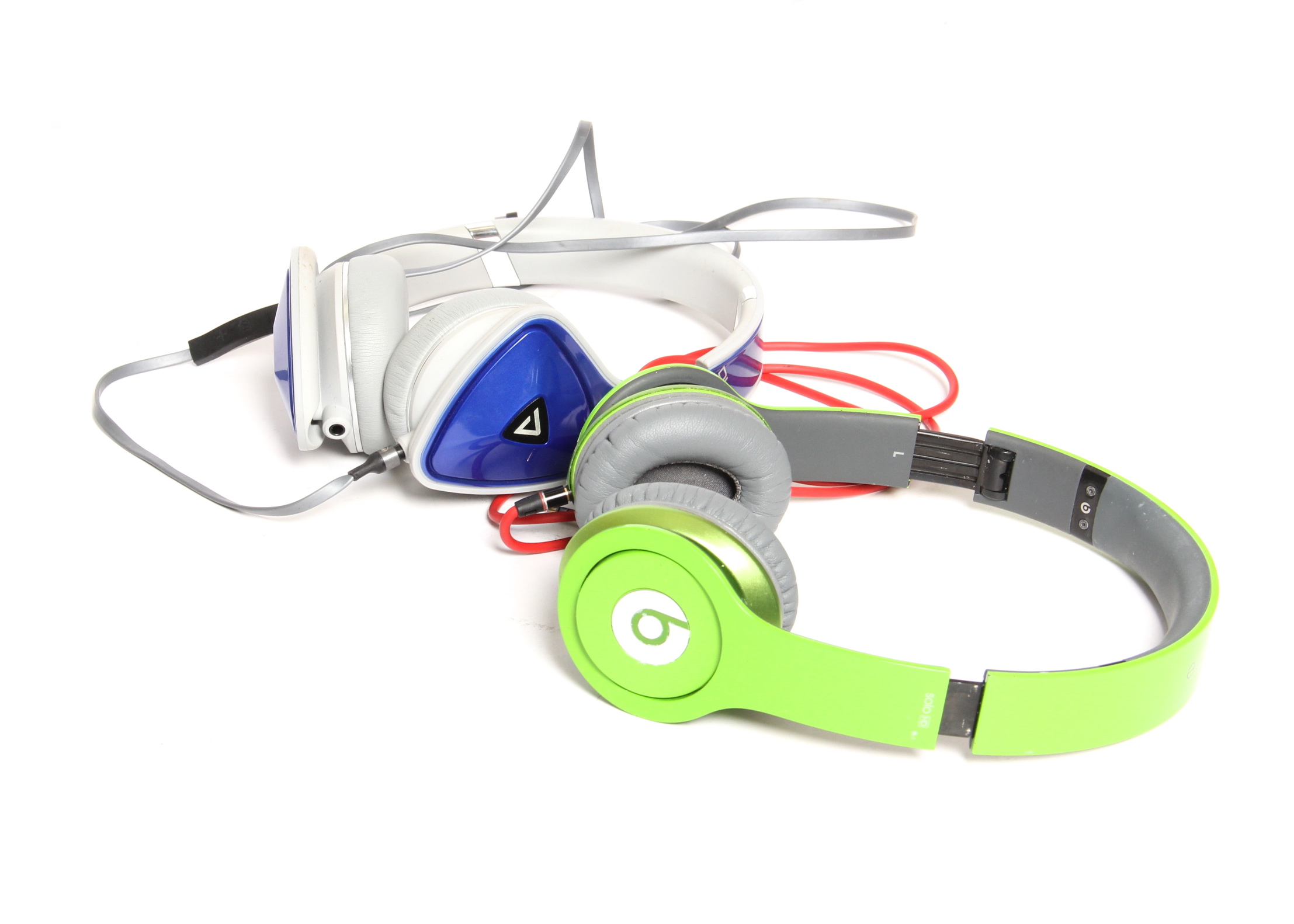 Beats By Dre and Monster Headphones Pairing
