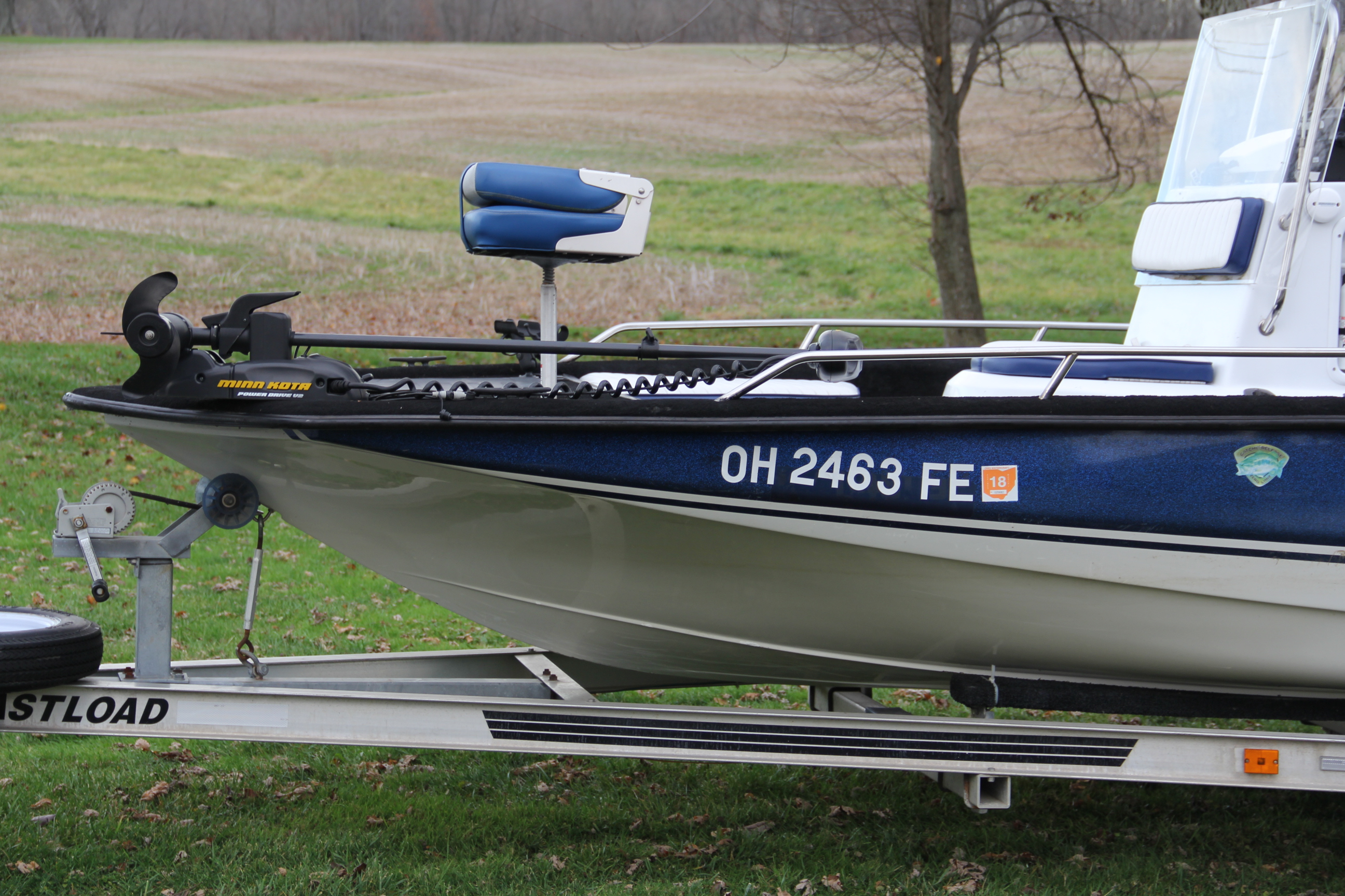 2000 Pro Master Center Console Fishing Boat 18ft with Trailer