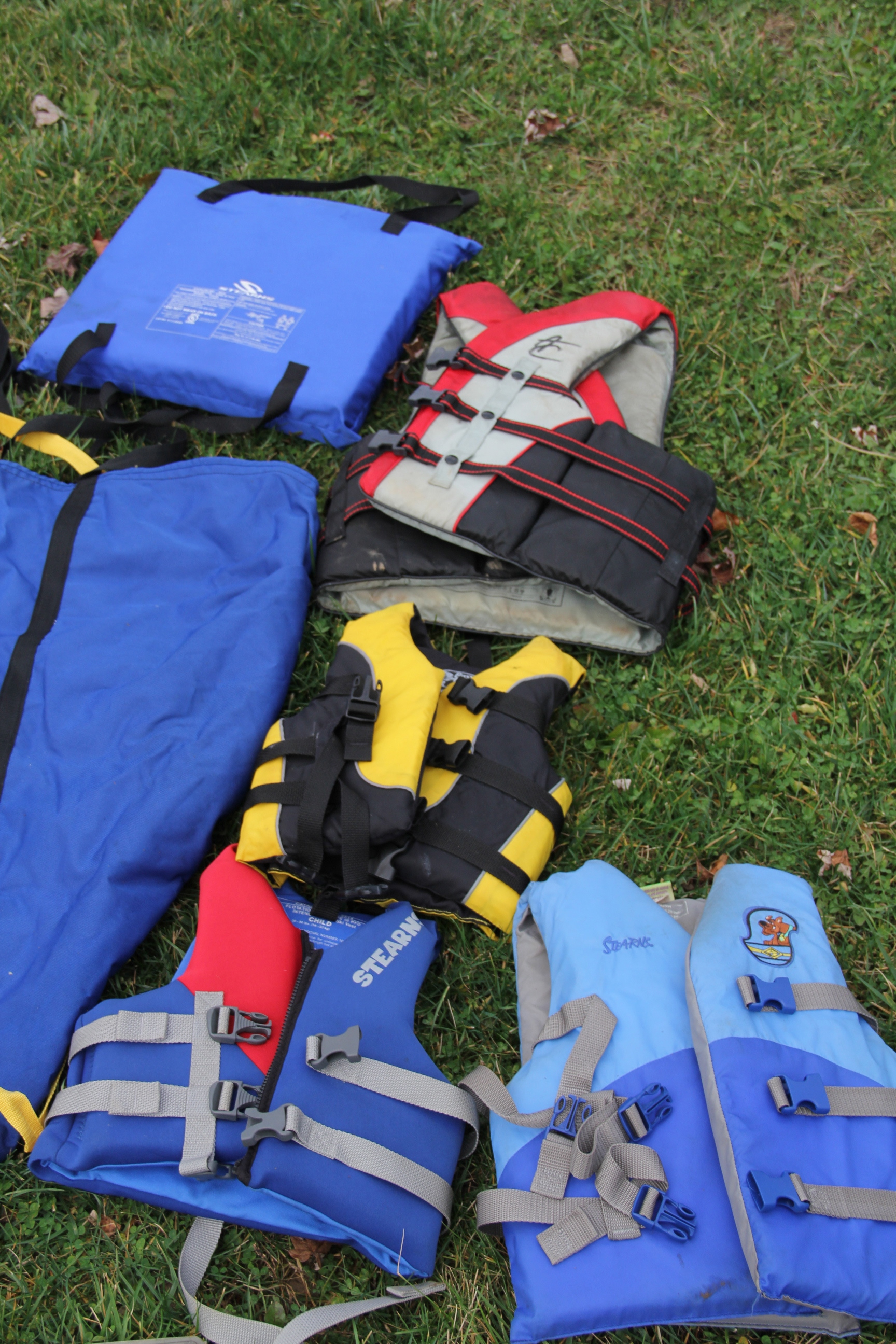 2000 Pro Master Center Console Fishing Boat 18ft with Trailer