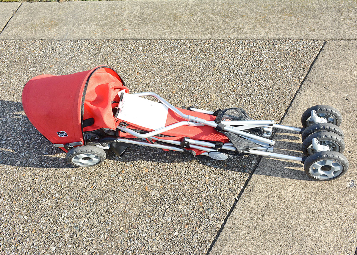 Chicco Capri Umbrella Folding Stroller