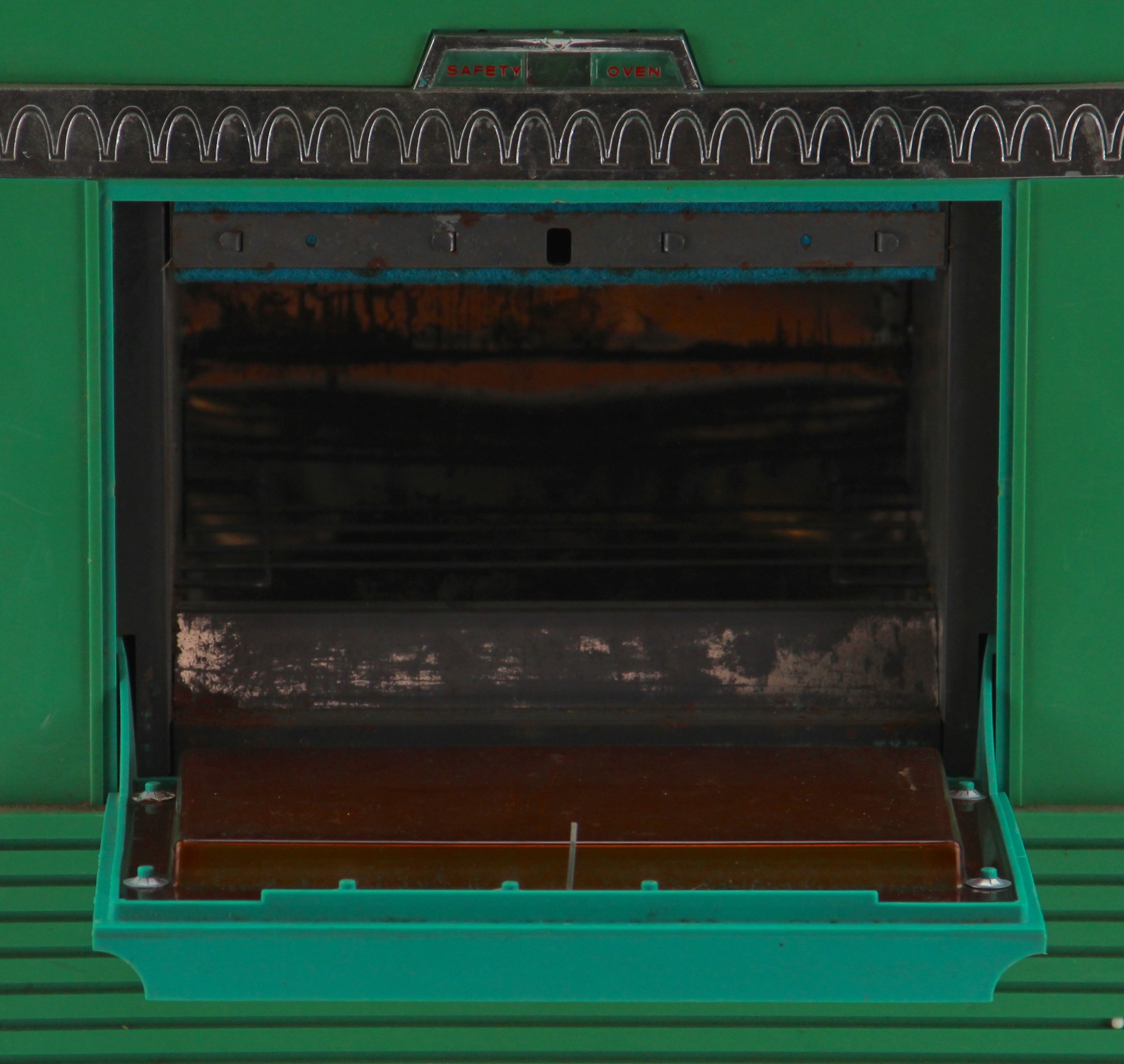 Vintage Suzy Homemaker Electric Stove