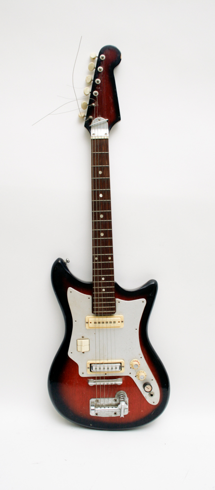 Sears Silvertone Model 1448 Amplifier And Electric Guitar