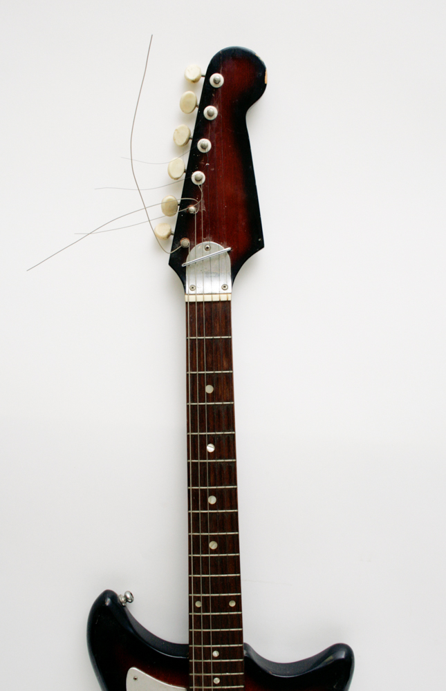 Sears Silvertone Model 1448 Amplifier And Electric Guitar