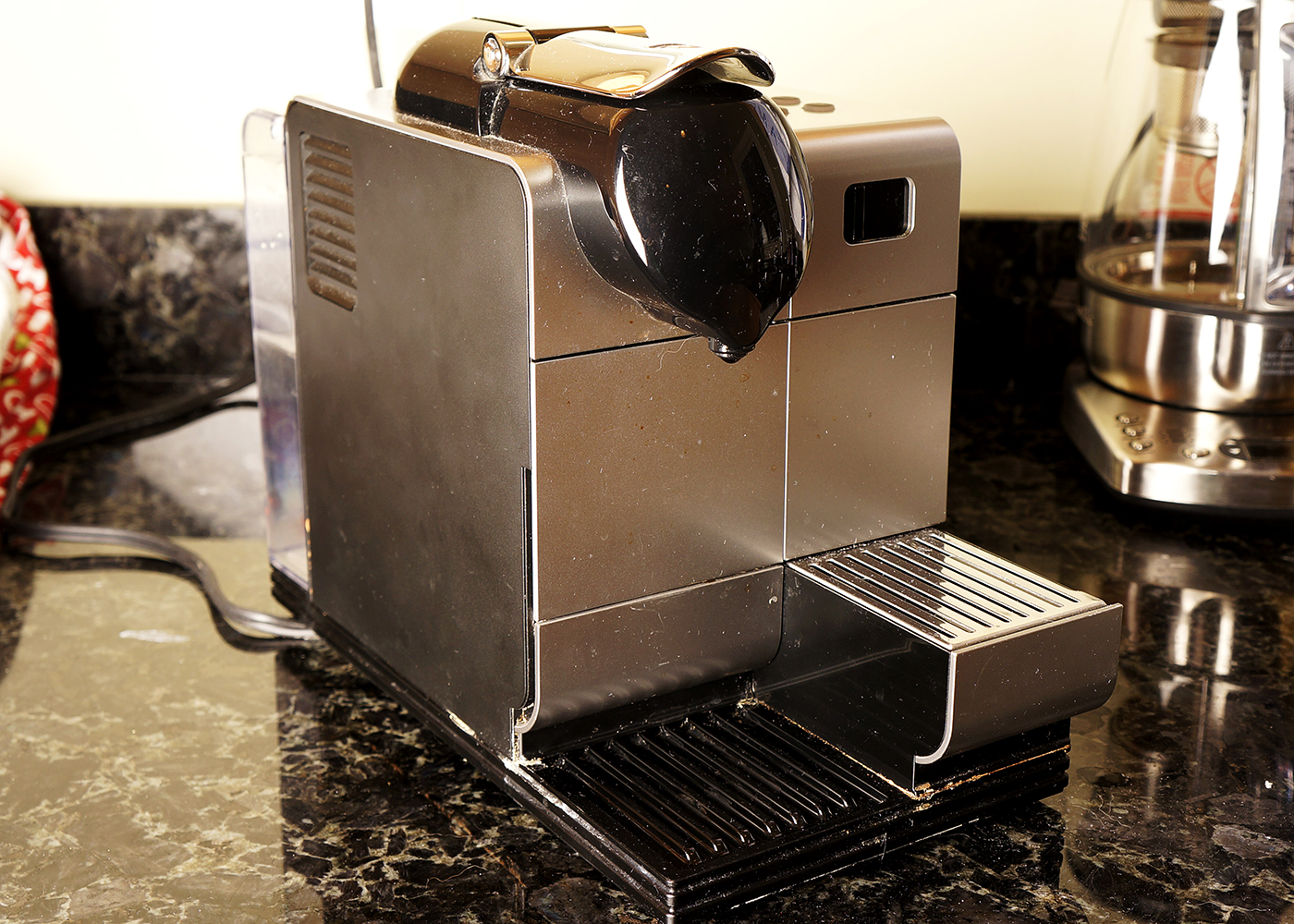 Delonghi Nespresso Machine
