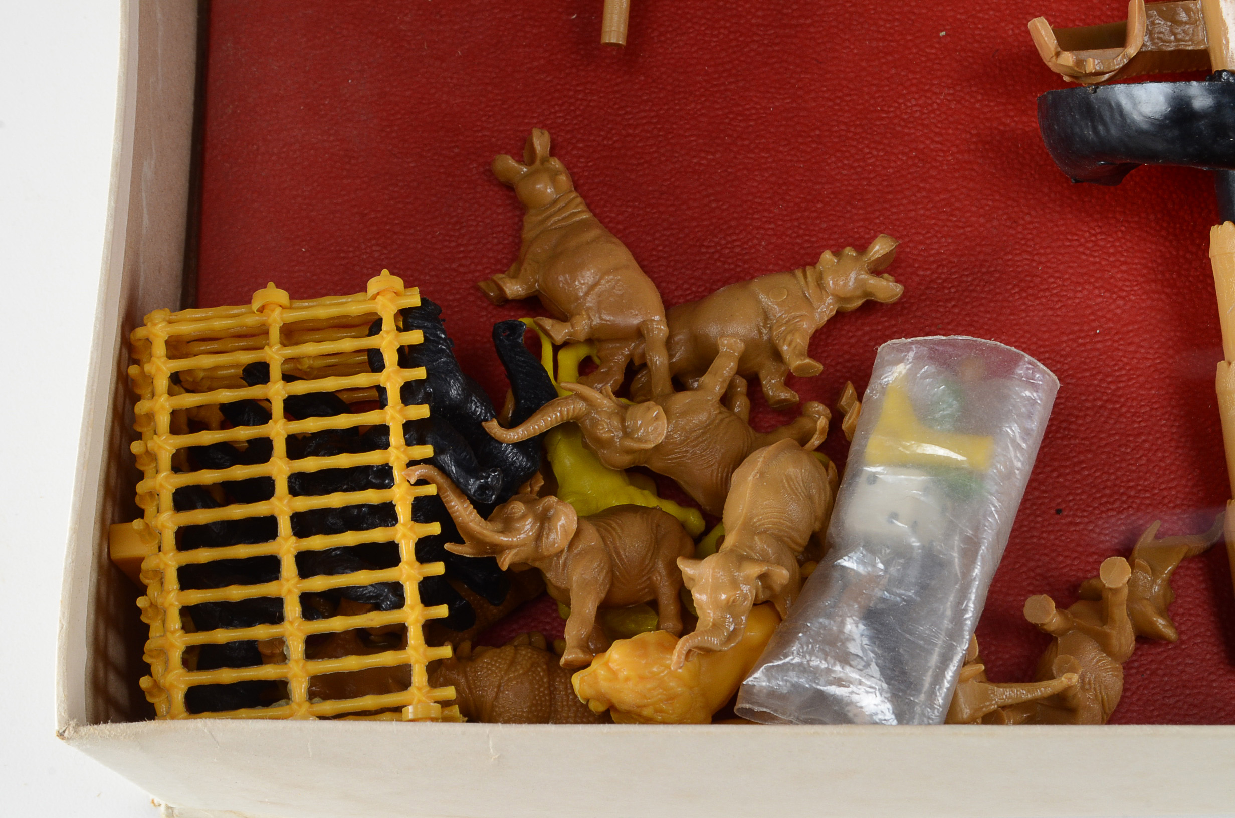 Vintage Clue and Silly Safari Board Games