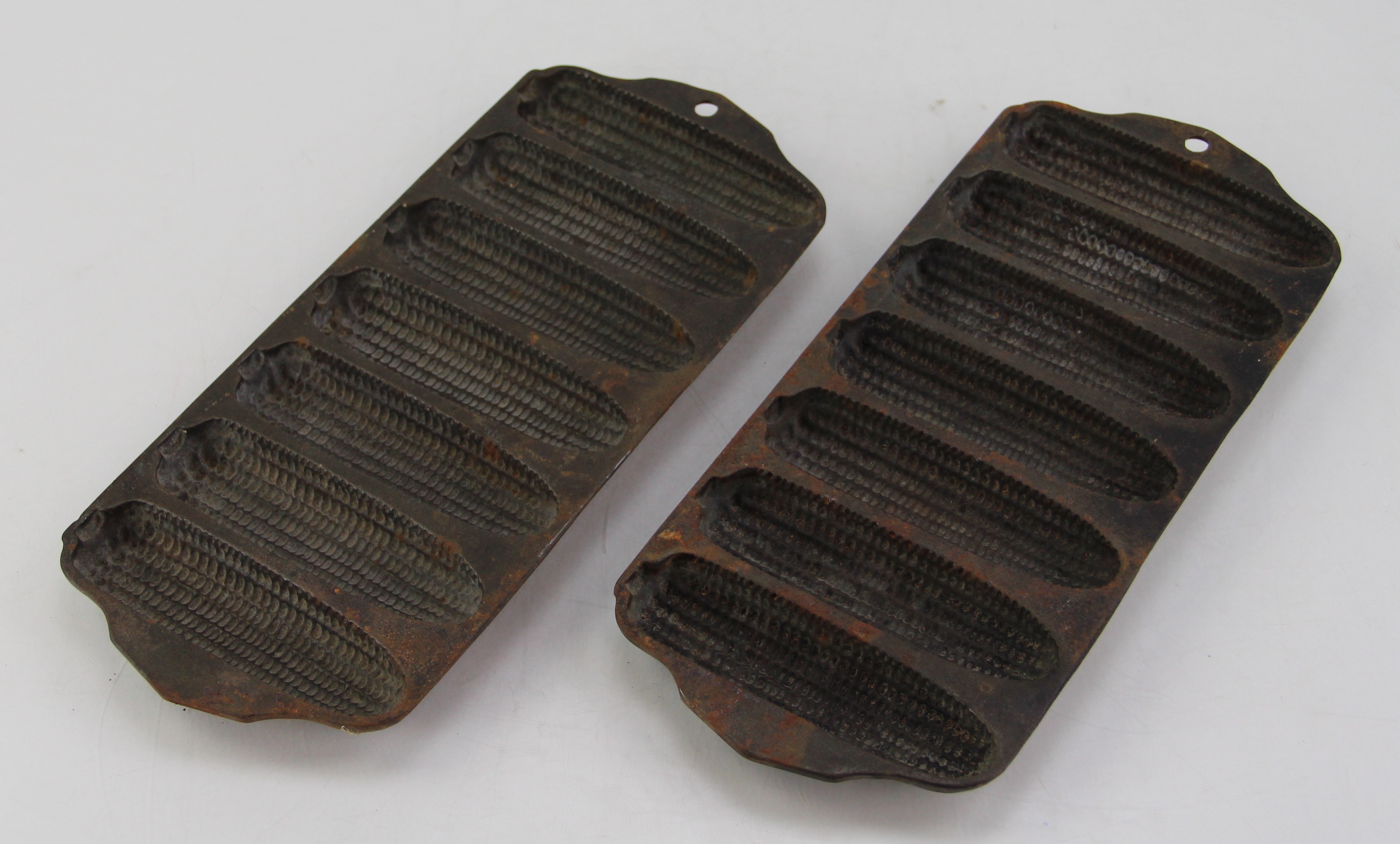 Enamel Pan with Cast Iron Cornbread Pans