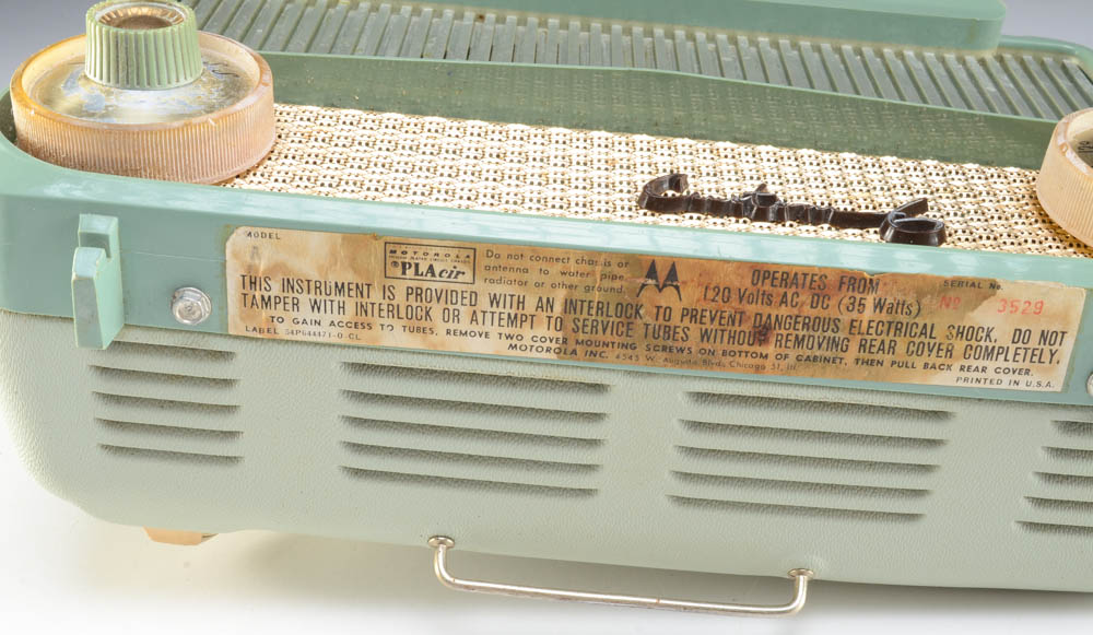 Mod Aqua Motorola "Custom 6" Tube Radio