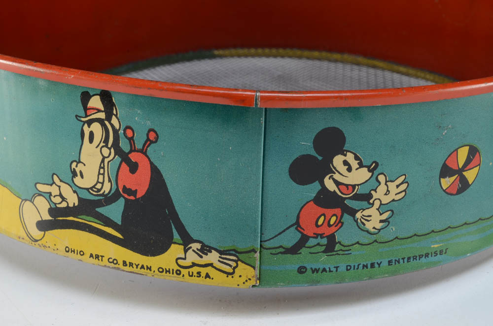 1930s Walt Disney Mickey and Minnie Mouse Sand Toy And Figurine