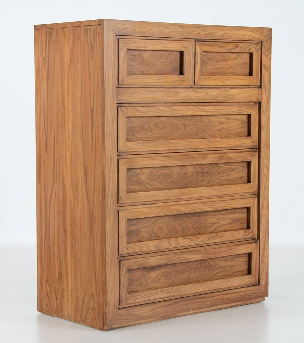 Huntley Furniture by Thomasville Oak Chest of Drawers